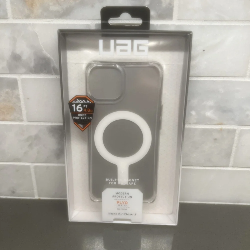 UAG Plyo Series Case w/ Magsafe for iPhone 14/13 (6.7